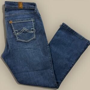 Size 10 Short Wrangler Aura Womens Stretch Jeans Boot Cut Embroidered High rise